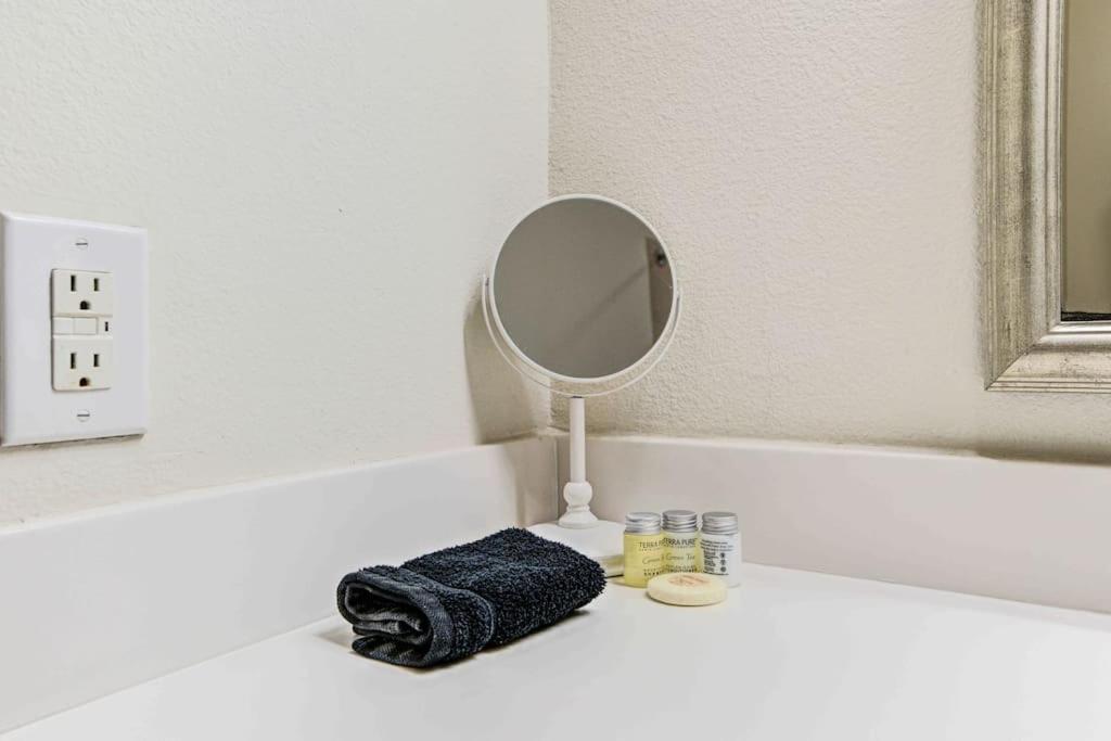 Cozy Apt Nrg Pool,Wi-Fi, Free Parking, Petsok! Хьюстон Экстерьер фото